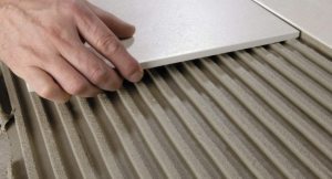 kakoy-kley-luchshe-dlya-plitki-1m