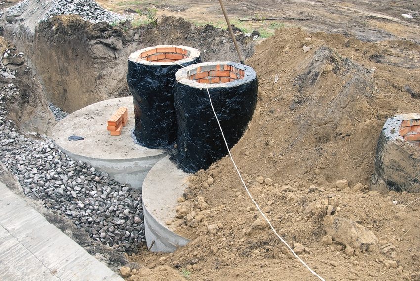 An example of arranging a concrete septic tank with your own hands An example of arranging a concrete septic tank with your own hands