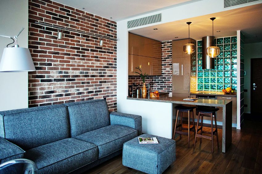 Decorative brick walls are not afraid of moisture, which makes it easier to maintain them Decorative brick walls are not afraid of moisture, which makes it easier to maintain them