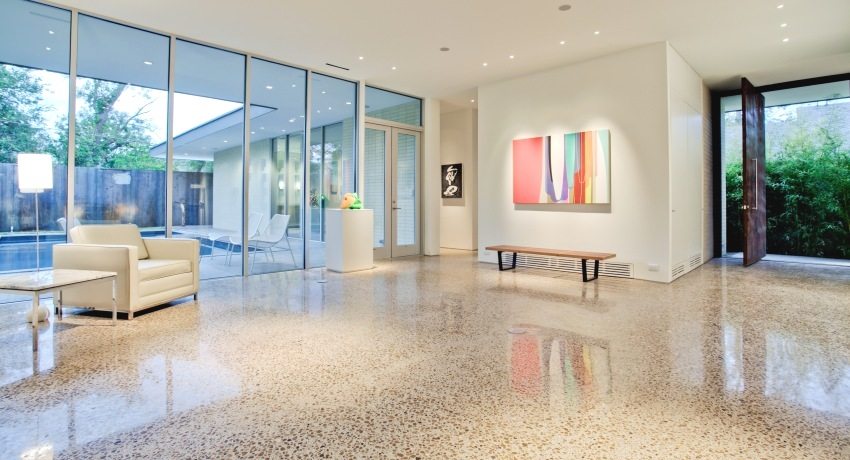 samovyravnivayushchijsya-nalivnoj-pol-svoimi-rukami-video-1m