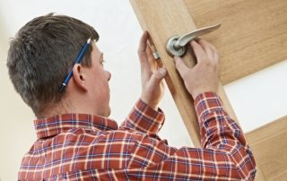 Do-it-yourself installation of interior doors. Watch the video: from A to Z