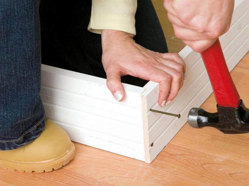 Step 2: assembling the door structure and pseudo box Step 2: assembling the door structure and pseudo box