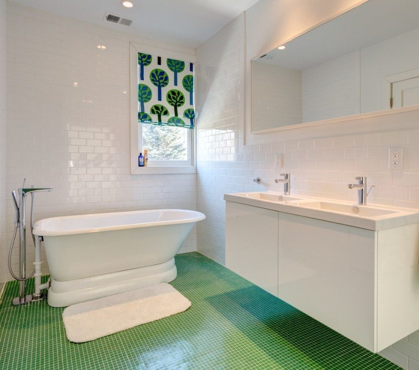 Vinyl flooring with imitation mosaic tiles in the bathroom Vinyl flooring with imitation mosaic tiles in the bathroom