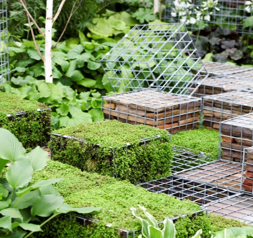 Flowerbeds made of gabions fit perfectly into landscape design Flowerbeds made of gabions fit perfectly into landscape design