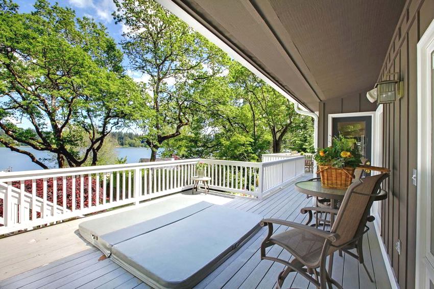 The terrace can become a favorite place to relax and meet guests The terrace can become a favorite place to relax and meet guests