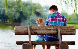 Do-it-yourself wood bench for a personal plot