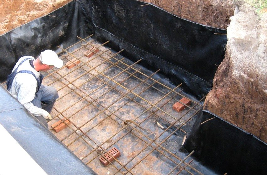 DIY cellar construction. Step 2: arrangement of the foundation DIY cellar construction. Step 2: arrangement of the foundation