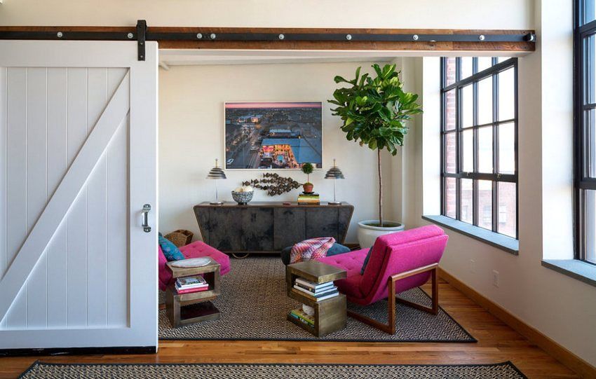 Sliding-type wooden partition between the bedroom and the living room Sliding-type wooden partition between the bedroom and the living room