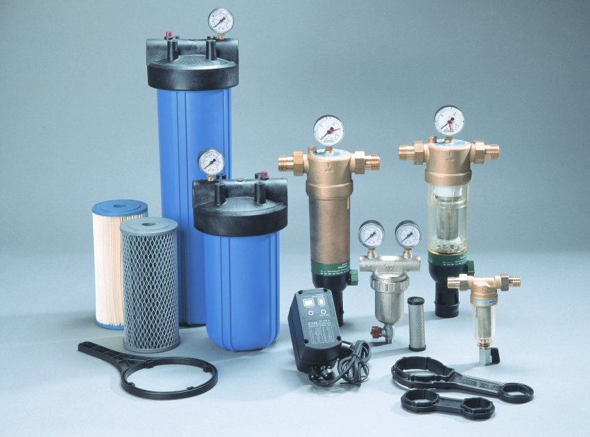 Various options for household flow water filters Various options for household flow water filters