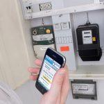 Electricity meter readings via the Internet: an overview of online tools