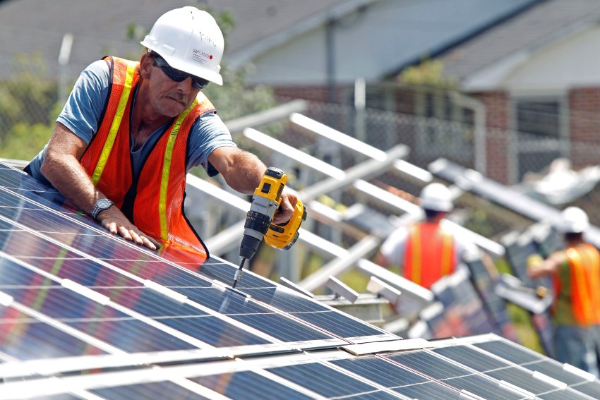 Installation of solar collectors on the roof of the house Installation of solar collectors on the roof of the house
