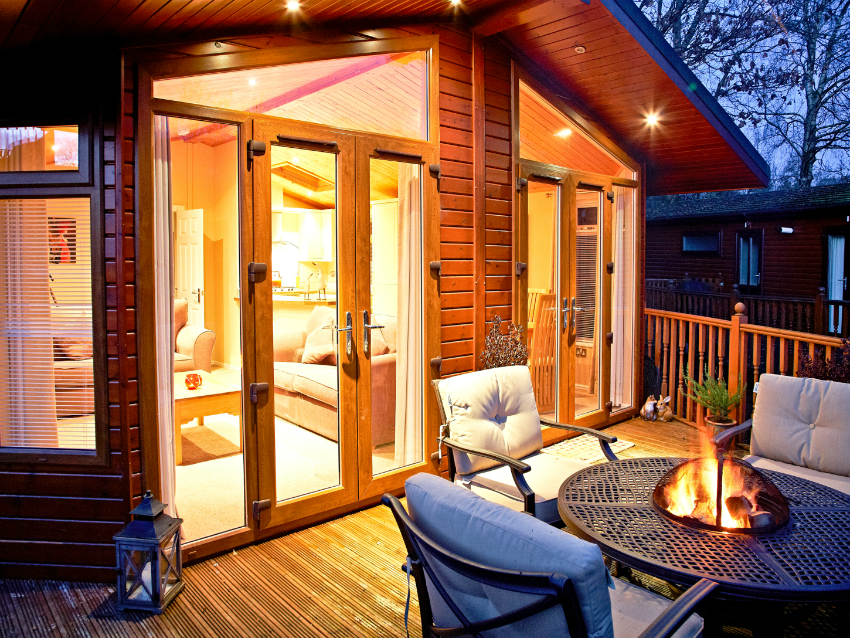 Ekrer is often used for the outside of the house, less often for access to the courtyard Ekrer is often used for the outside of the house, less often for access to the courtyard