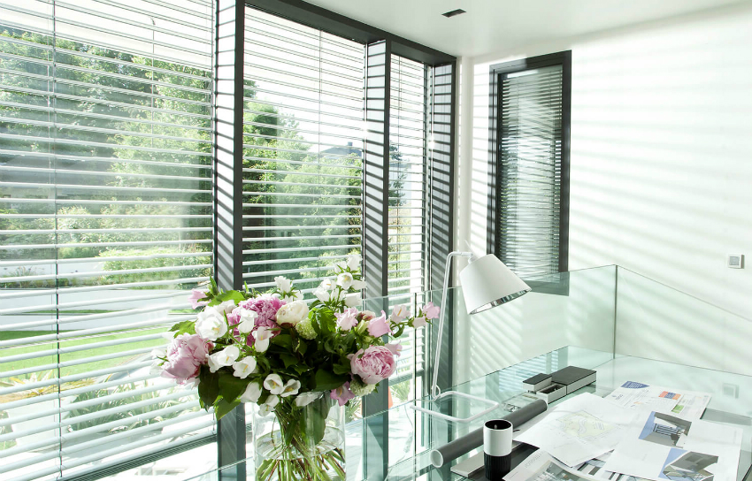 For the working area or office, it is better to use blinds, which allow you to adjust the level of lighting throughout the day. For the working area or office, it is better to use blinds, which allow you to adjust the level of lighting throughout the day.