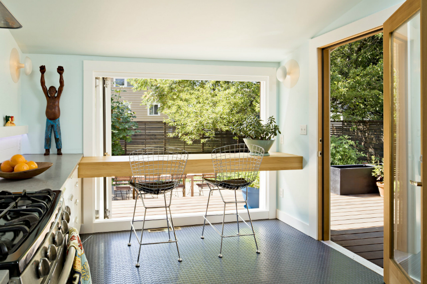 Thanks to large panoramic windows, you can create a unique and unusual kitchen design Thanks to large panoramic windows, you can create a unique and unusual kitchen design