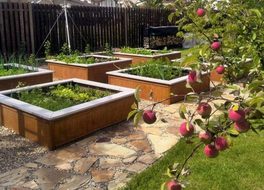 Tall warm beds made of quality materials can serve the owners for many years Tall warm beds made of quality materials can serve the owners for many years