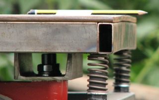 Do-it-yourself vibrating table for paving slabs: all stages of design and assembly