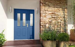 Entrance door: dimensions, characteristics and design features