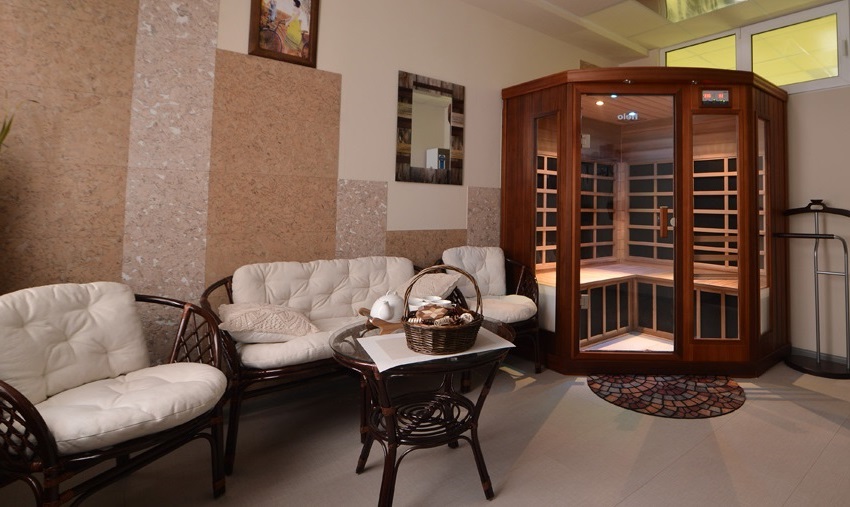 Corner infrared booth made of solid mahogany Corner infrared booth made of solid mahogany