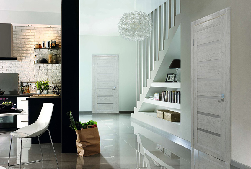 White doors fit perfectly into a minimalistic interior White doors fit perfectly into a minimalistic interior