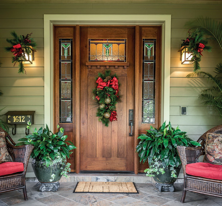 Solid wood entrance doors give the house an elegant and unique charm Solid wood entrance doors give the house an elegant and unique charm