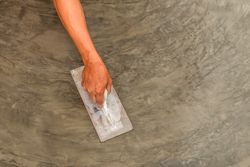 With the help of liquid glass, concrete can be strengthened, cracks can be closed, seams can be insulated With the help of liquid glass, concrete can be strengthened, cracks can be closed, seams can be insulated