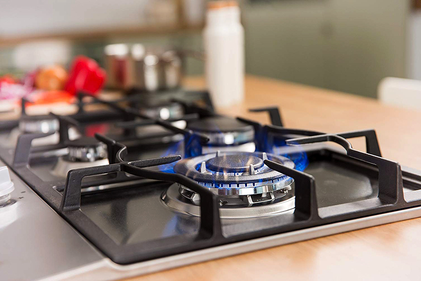 Today, almost all hobs are equipped with an electric ignition. Today, almost all hobs are equipped with an electric ignition.