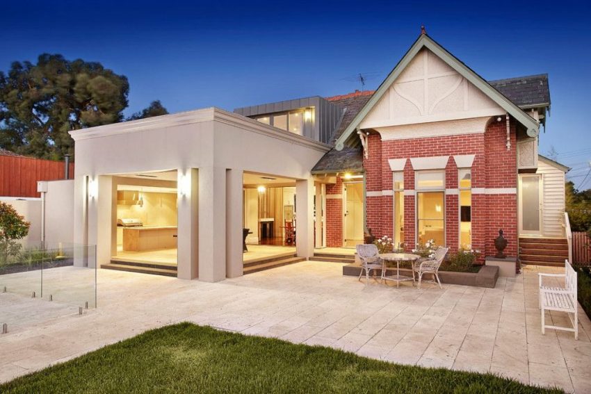 A modern brick house should be practical and functional A modern brick house should be practical and functional