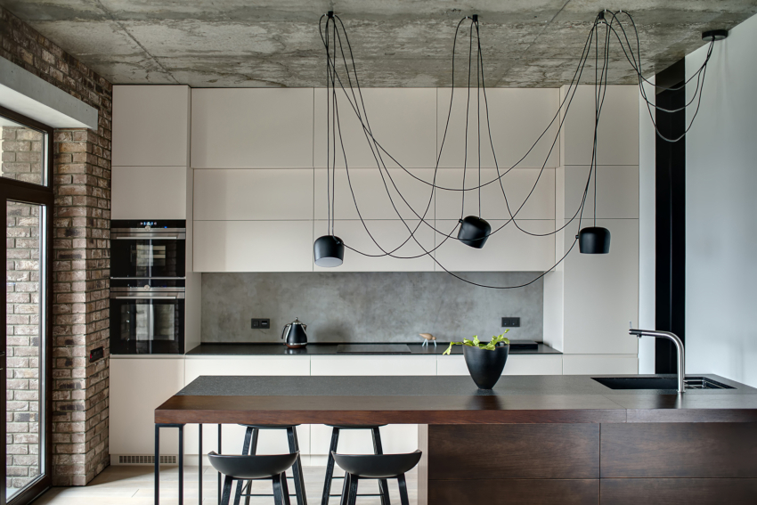 In high-tech kitchens, tinted glass lamps are very popular. In high-tech kitchens, tinted glass lamps are very popular.