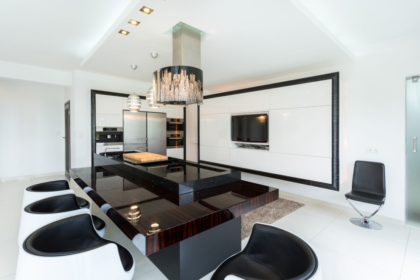 High-tech style in the kitchen allows the use of both frosted and transparent glass High-tech style in the kitchen allows the use of both frosted and transparent glass