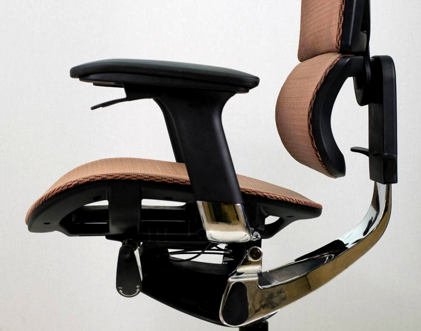 The T-Synchro mechanism provides several conveniences at once: swing, backrest adjustment, tilt rigidity The T-Synchro mechanism provides several conveniences at once: swing, backrest adjustment, tilt rigidity