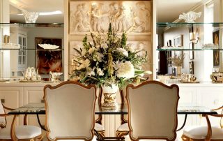 Glass shelves on the wall: ideas of designers and application in the interior