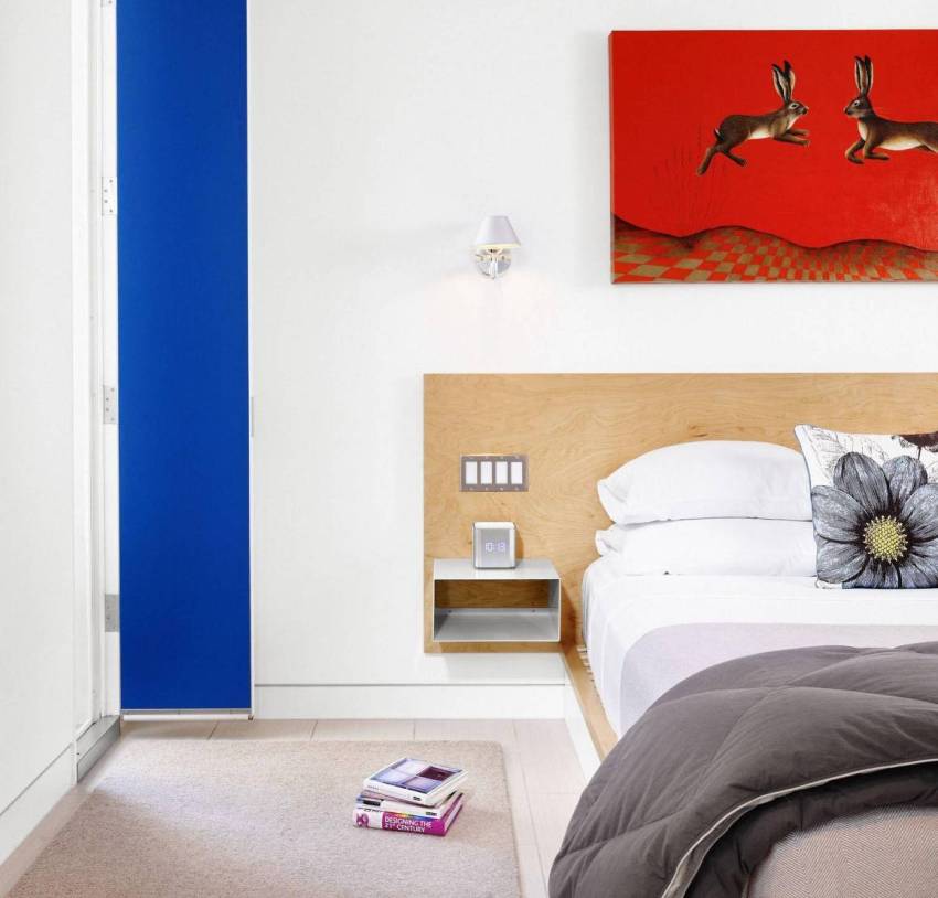 Bedroom bedside tables can be made from different materials Bedroom bedside tables can be made from different materials