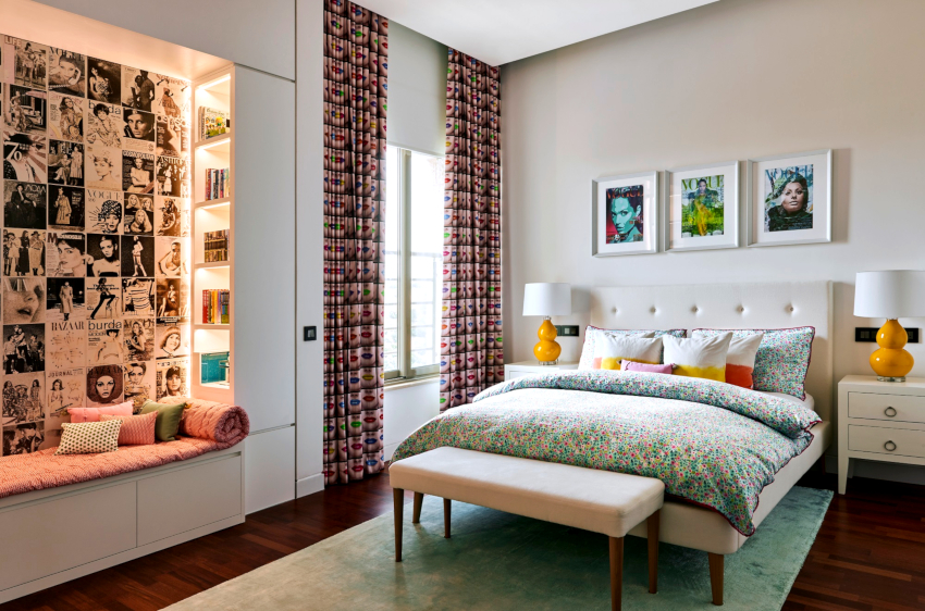 Before choosing curtains for the bedroom, it is worth determining their aesthetics both open and closed. Before choosing curtains for the bedroom, it is worth determining their aesthetics both open and closed.