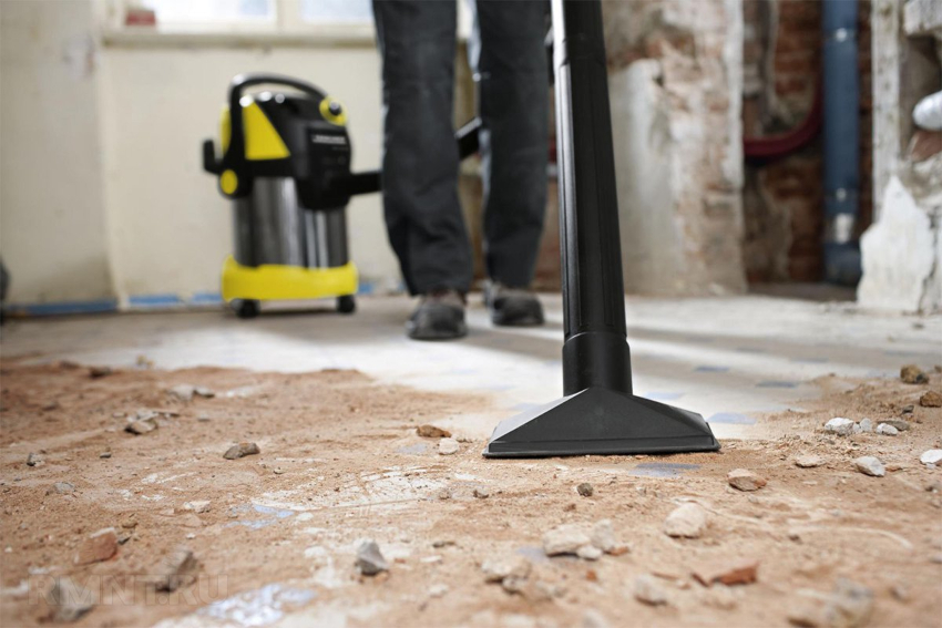 The higher the price of a construction vacuum cleaner, the more functions it provides The higher the price of a construction vacuum cleaner, the more functions it provides