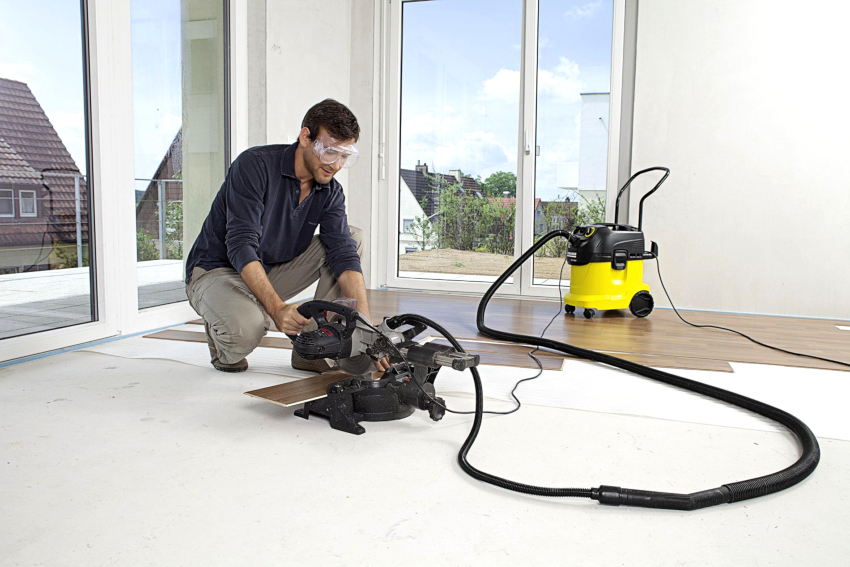 Construction vacuum cleaners can be used to collect garbage both during the work itself and at the end of it. Construction vacuum cleaners can be used to collect garbage both during the work itself and at the end of it.