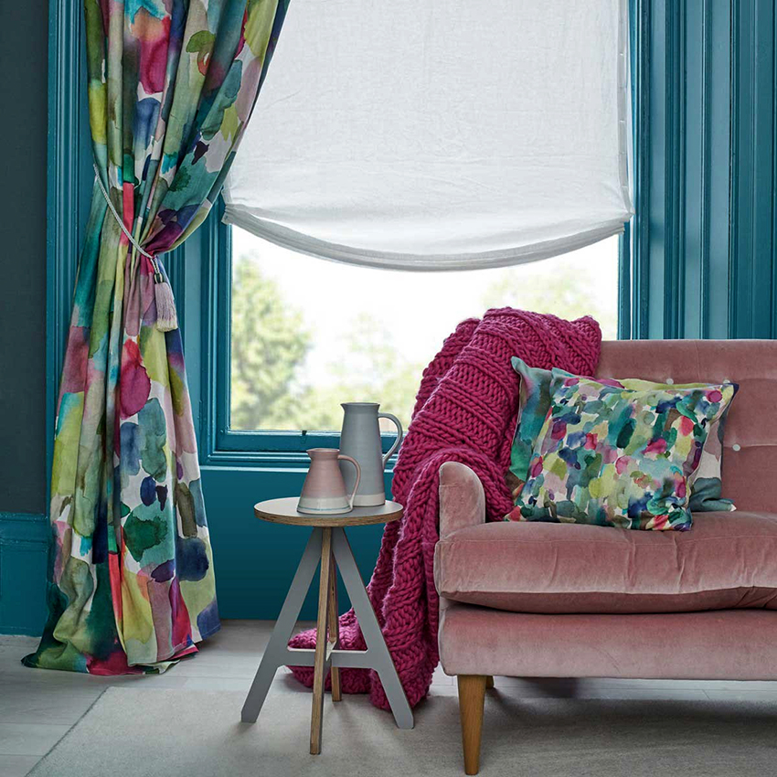 The colors of the curtains must be in harmony with the color scheme of the interior The colors of the curtains must be in harmony with the color scheme of the interior