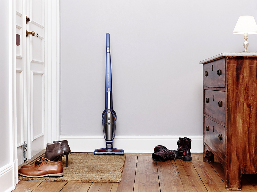 First of all, when choosing a vacuum cleaner, you need to pay attention to its power First of all, when choosing a vacuum cleaner, you need to pay attention to its power