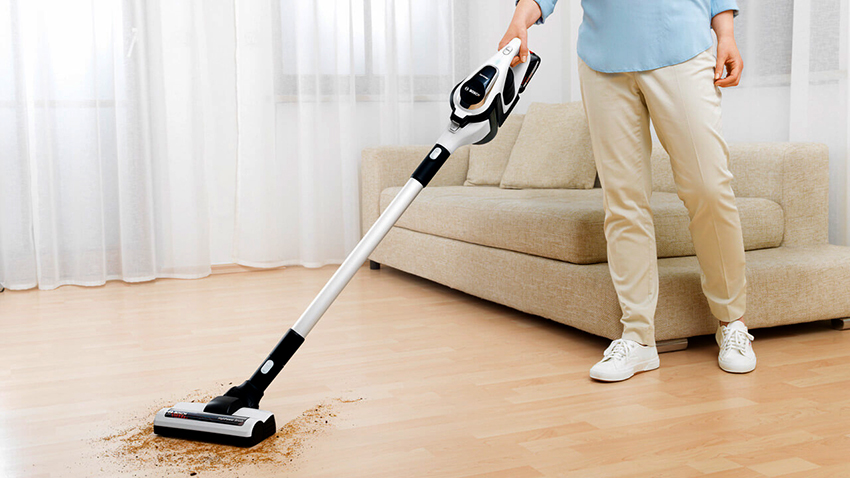 The Bosch wireless unit ВСH 7АТН32K is maneuverable and convenient The Bosch wireless unit ВСH 7АТН32K is maneuverable and convenient