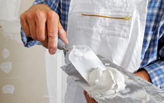 Putty spatula: a variety of indispensable tools