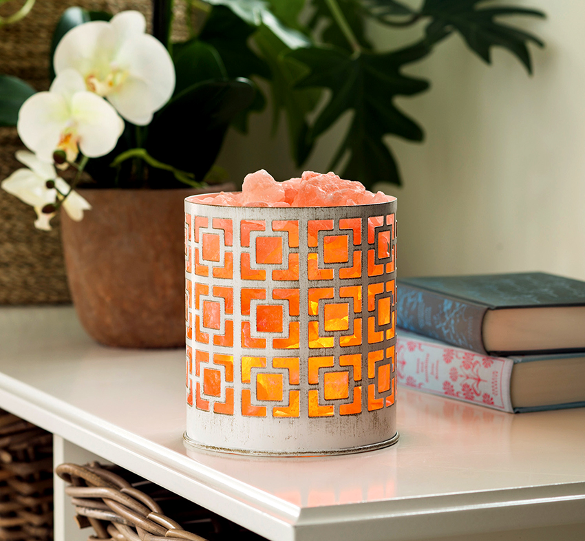 The salt lamp is not recommended for use in an extremely humid room The salt lamp is not recommended for use in an extremely humid room